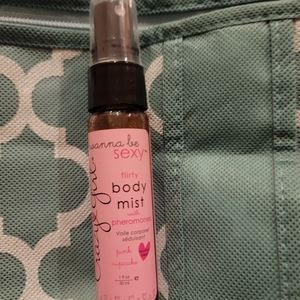 CRAZY GIRL WANNA BE SEXY FLIRTY BODY MIST